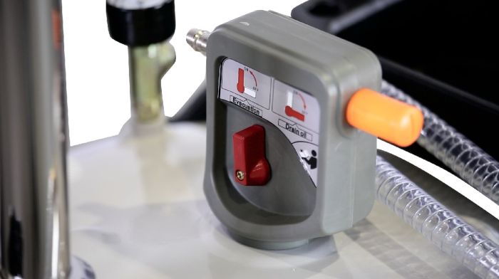 Установка для сбора масла/антифриза Kraftwell KRW1832.80, 80 литров