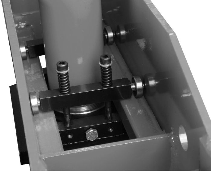 Пресс пневмогидравлический ручной 50 тонн KraftWell KRWPR50A, напольный, гаражный