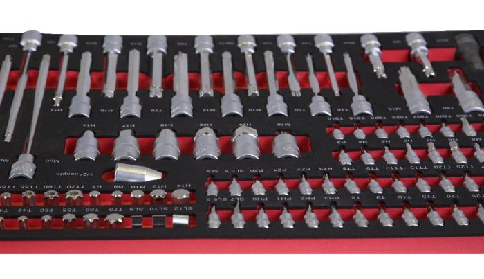 Тележка инструментальная KraftWell KRW-TTB+SET277, закрытая, 7 ящиков, с комплектом инструментов 277пр.