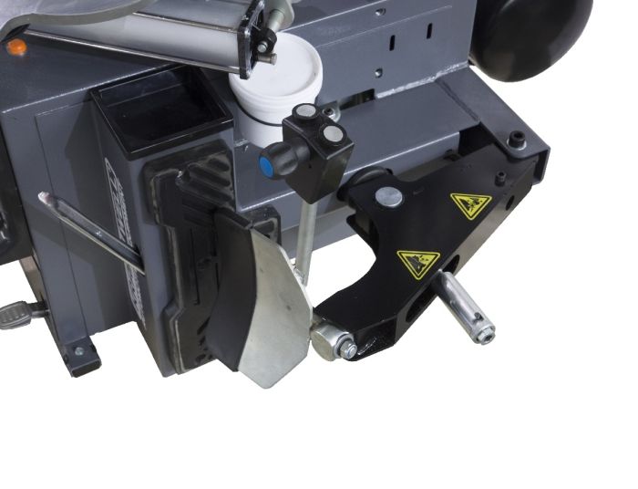 Шиномонтажный станок легковой KraftWell KRW28MR, суперавтомат, инвертор, 220В