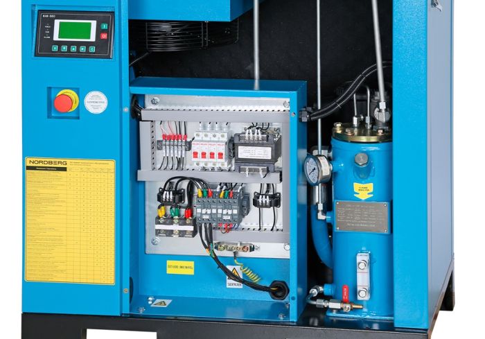 Винтовой компрессор Nordberg NCC10, прямой привод, 10 бар, IP55, 900л/мин, 7,5кВт