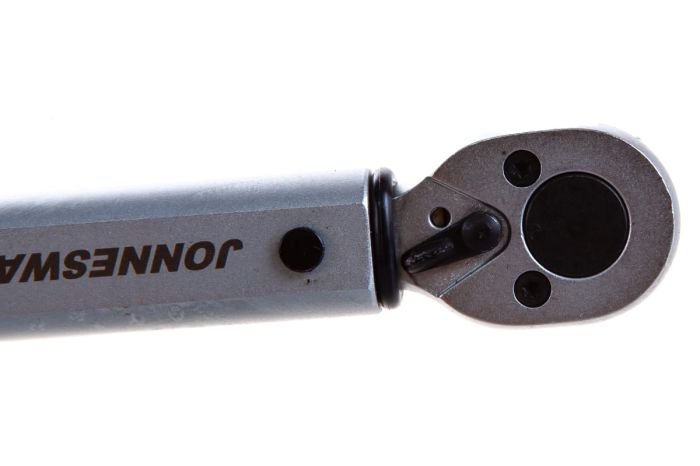 Динамометрический ключ Jonnesway T27030N, предельный, 4,5-30 Нм, 1/4"