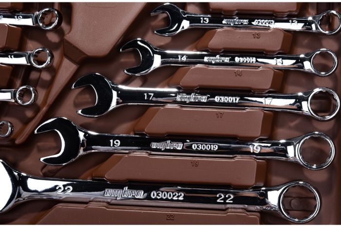 Набор инструментов в кейсе Ombra OMT82S, 82 предмета, с трещоткой, 1/4", 1/2"
