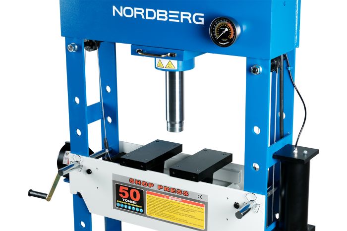Пресс пневмогидравлический ручной/ножной 50 тонн Nordberg N3650A, напольный, гаражный