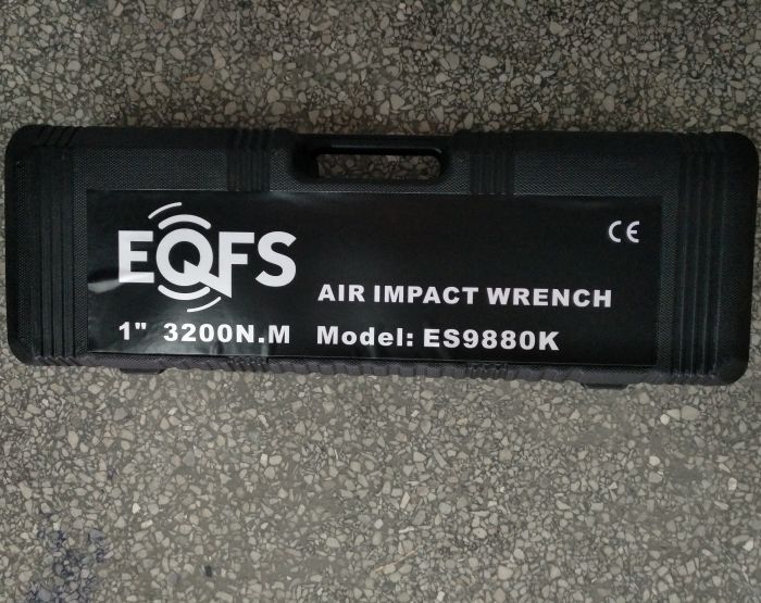Пневмогайковерт ударный с набором головок EQFS ES9880К, 1", грузовой, 3200 Нм, в кейсе