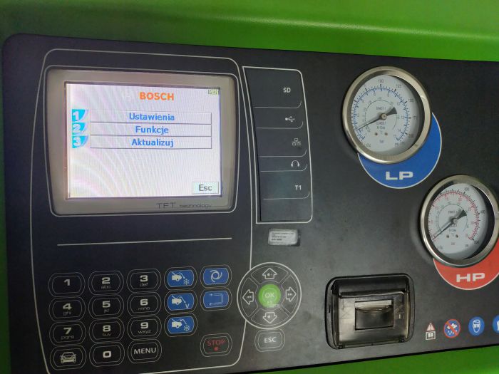 Станция для заправки автокондиционеров Bosch ACS 752, автоматическая, 170 л/мин