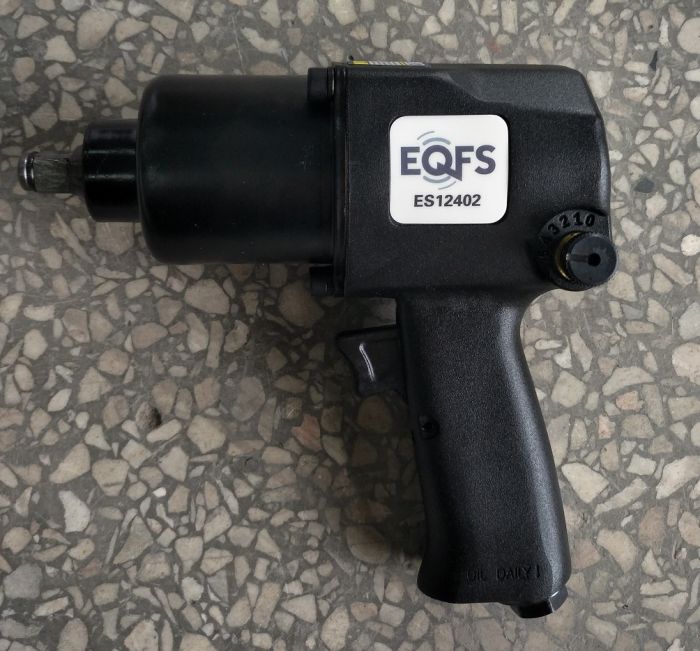 Пневмогайковерт ударный EQFS ES12402, 1/2", легковой, 760 Нм