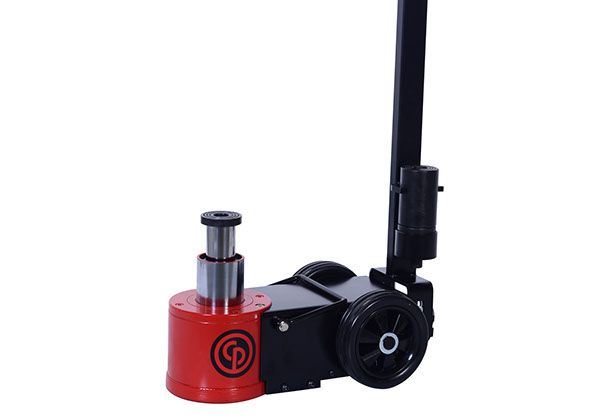 Домкрат подкатной пневмогидравлический 30 тонн Chicago Pneumatic CP85030, автомобильный