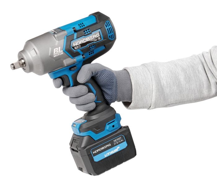 Гайковерт аккумуляторный ударный NORDBERG NE812K, 1/2", 1700 Нм, в кейсе