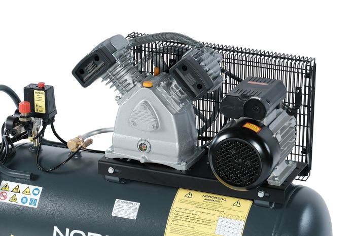 Поршневой компрессор NORDBERG NCP100/420A, ременной привод, масляный, 420 л/мин, 220В