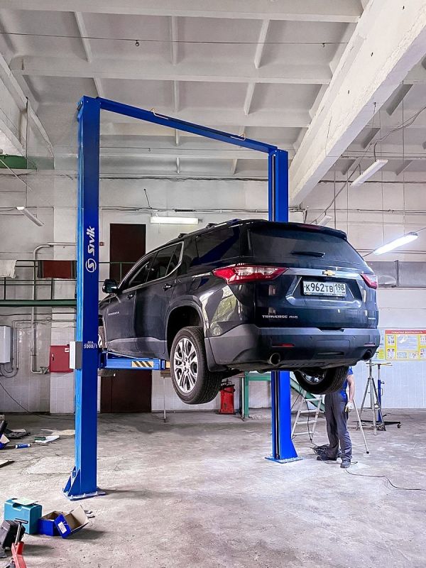 Подъемник двухстоечный автомобильный 5 тонн Sivik ПГА-5000/1_blue, электрогидравлический, 380В