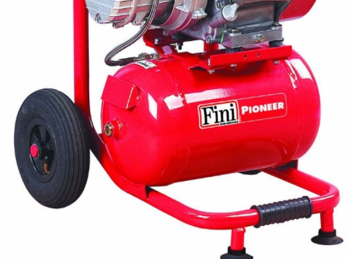 Поршневой компрессор FINI Pioneer 236-4S, коаксиальный привод, масляный, бензиновый, 235 л/мин
