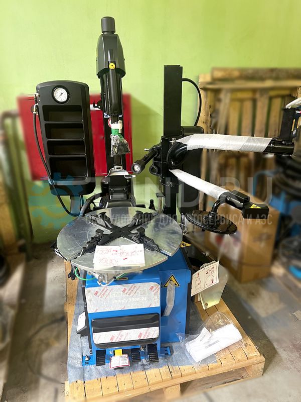 Шиномонтажный станок легковой Hofmann Monty 3300-24 SmartSpeed GP, автоматический, 220В, с третьей рукой