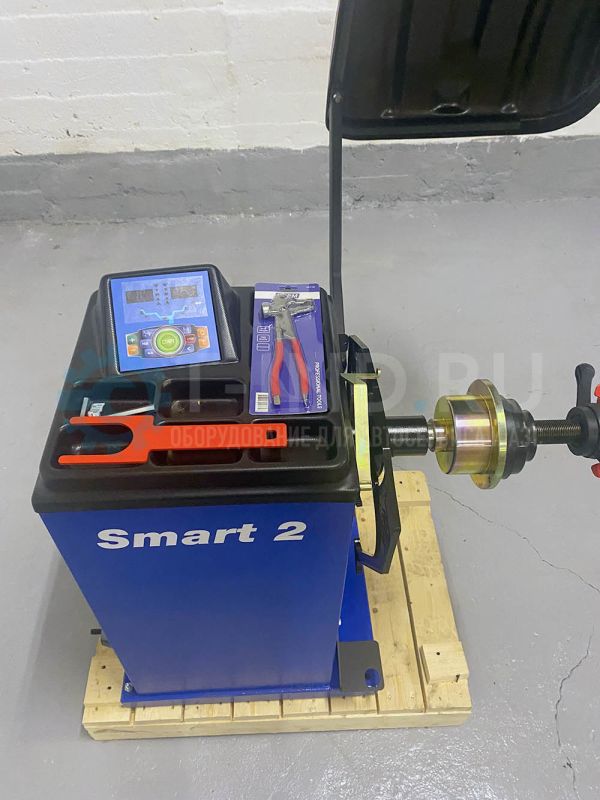 Балансировочный станок System4You SMART 2, легковой, полуавтоматический, 220В