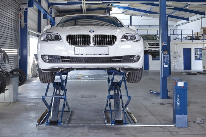 Подъемник автомобильный ножничный 3,2 тонны Nussbaum JUMBO LIFT NT 3500 UF, электрогидравлический, 380В