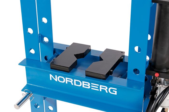 Пресс пневмогидравлический ручной 30 тонн Nordberg N3630AL, напольный, гаражный