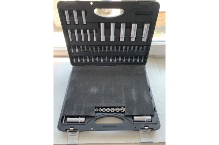 Набор инструментов в кейсе Force 4941R, 94 предмета, с трещоткой, 1/2", 1/4"