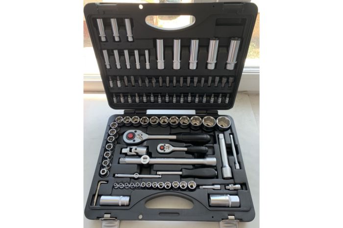 Набор инструментов в кейсе Force 4941R, 94 предмета, с трещоткой, 1/2", 1/4"