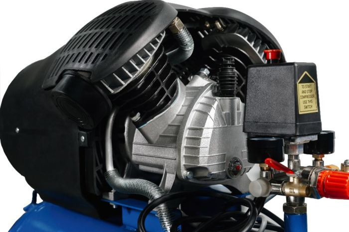 Поршневой компрессор NORDBERG ECO NCE50/410V, коаксиальный привод, масляный, 410 л/мин, 220В