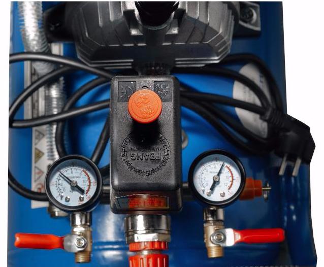 Поршневой компрессор NORDBERG ECO NCE50/410V, коаксиальный привод, масляный, 410 л/мин, 220В