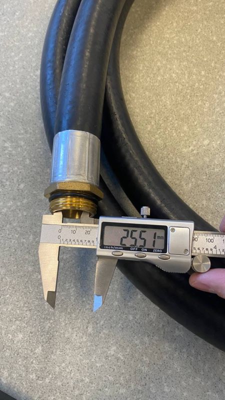Шланг топливный Adam Pumps, 25/36мм штуцер 1"М х 1"М,  до 150л/мин, 4м