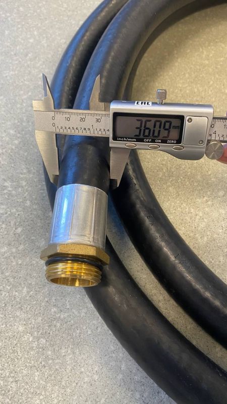 Шланг топливный Adam Pumps, 25/36мм штуцер 1"М х 1"М,  до 150л/мин, 4м