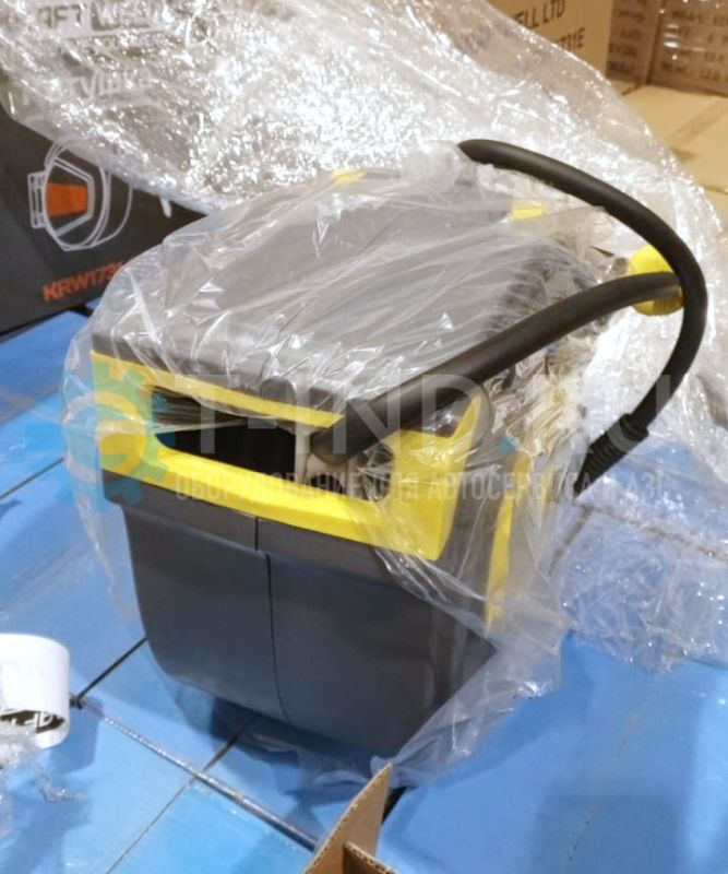 Шланг для раздачи сжатого воздуха, воды KraftWell KRW1731.C4, на катушке, 15 м