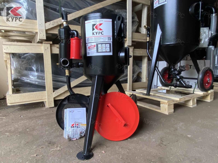 Пескоструйный аппарат PST-25, с фильтром и КПДУ, напорный, 25 литров
