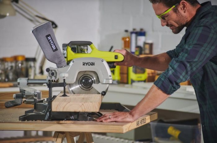 Аккумулятор для инструмента 9.0 Ryobi RB18L90 ONE+
