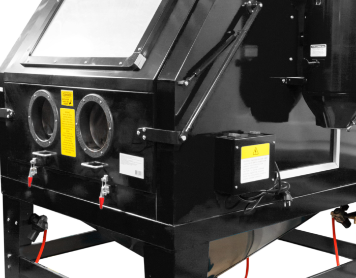 Пескоструйная камера Rock Force RF-SBC1200, инжекторная, пневматическая, с электродвигателем