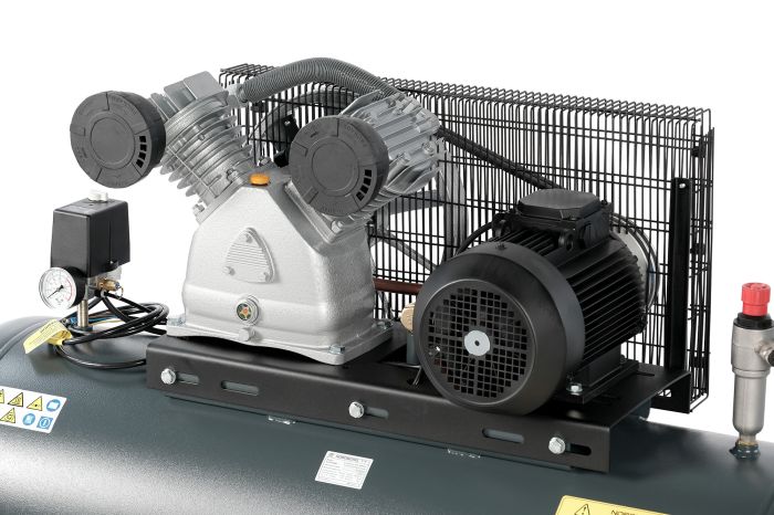 Поршневой компрессор NORDBERG NCP300/880, ременной привод, масляный, 880 л/мин, 380В