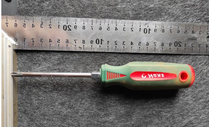 Отвертка силовая крестовая Hans 0426PH2-4, PH2*100мм