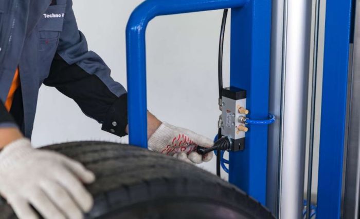 Мойка колес Техновектор ТОРНАДО TRUCK H, с нагревом воды, для грузовых автомобилей